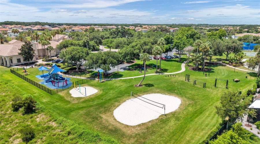 KISSIMMEE, Florida 34746, 5 Bedrooms Bedrooms, ,4 BathroomsBathrooms,Residential,For Sale,GOLDEN FEATHER,0,MFRL4962124