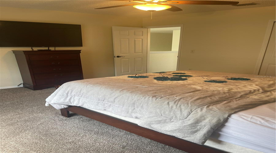 DAVENPORT, Florida 33897, 5 Bedrooms Bedrooms, ,3 BathroomsBathrooms,Residential,For Sale,CASTERTON,0,MFRP4938787