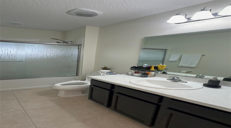 Bathroom2