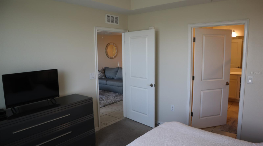 KISSIMMEE, Florida 34746, 2 Bedrooms Bedrooms, ,2 BathroomsBathrooms,Residential,For Sale,CLOCK TOWER,0,MFRO6410323