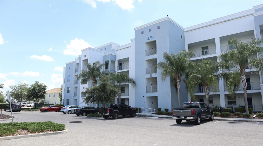 KISSIMMEE, Florida 34746, 2 Bedrooms Bedrooms, ,2 BathroomsBathrooms,Residential,For Sale,CLOCK TOWER,0,MFRO6410323