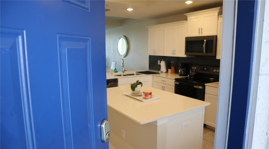 KISSIMMEE, Florida 34746, 2 Bedrooms Bedrooms, ,2 BathroomsBathrooms,Residential,For Sale,CLOCK TOWER,0,MFRO6410323