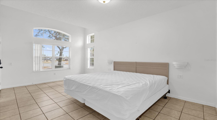 KISSIMMEE, Florida 34746, 4 Bedrooms Bedrooms, ,3 BathroomsBathrooms,Residential,For Sale,PARK RIDGE,0,MFRS5143265