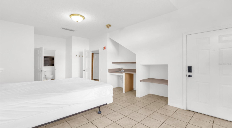 KISSIMMEE, Florida 34746, 4 Bedrooms Bedrooms, ,3 BathroomsBathrooms,Residential,For Sale,PARK RIDGE,0,MFRS5143265
