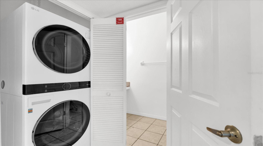 KISSIMMEE, Florida 34746, 4 Bedrooms Bedrooms, ,3 BathroomsBathrooms,Residential,For Sale,PARK RIDGE,0,MFRS5143265