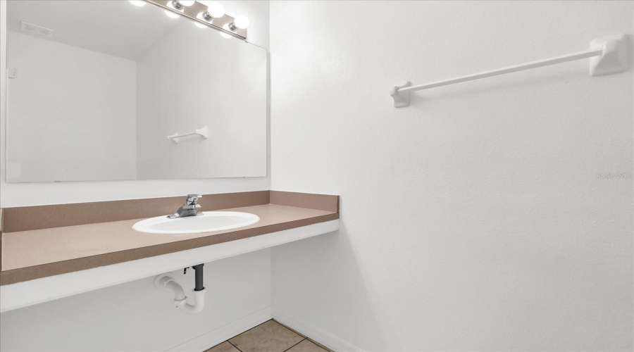 KISSIMMEE, Florida 34746, 4 Bedrooms Bedrooms, ,3 BathroomsBathrooms,Residential,For Sale,PARK RIDGE,0,MFRS5143265