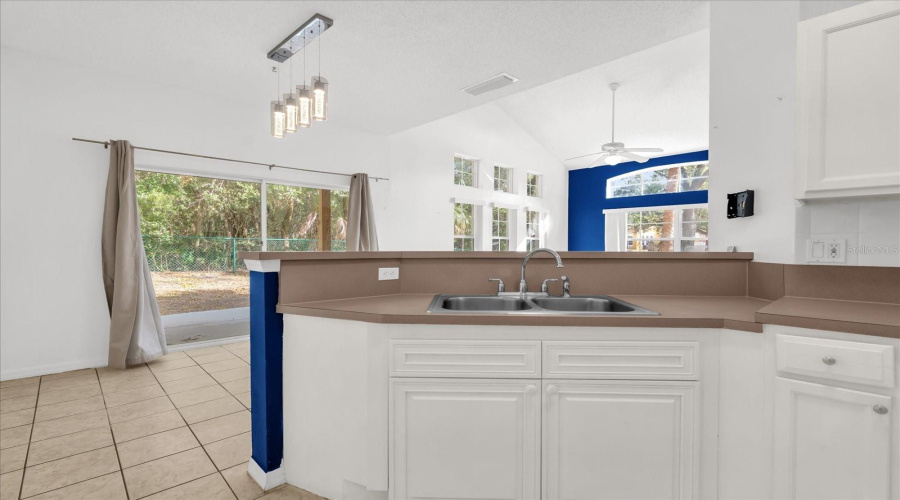 KISSIMMEE, Florida 34746, 4 Bedrooms Bedrooms, ,3 BathroomsBathrooms,Residential,For Sale,PARK RIDGE,0,MFRS5143265