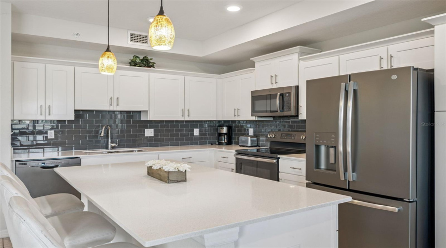 KISSIMMEE, Florida 34746, 2 Bedrooms Bedrooms, ,2 BathroomsBathrooms,Residential,For Sale,CLOCK TOWER,0,MFRS5150484