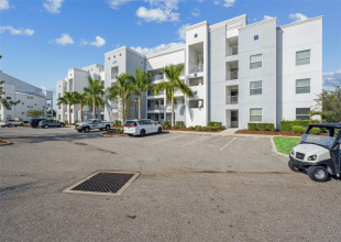 KISSIMMEE, Florida 34746, 2 Bedrooms Bedrooms, ,2 BathroomsBathrooms,Residential,For Sale,CLOCK TOWER,0,MFRS5150484