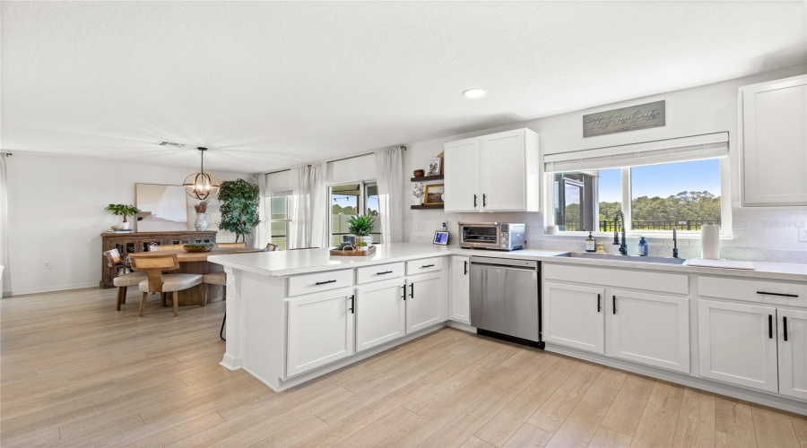DAVENPORT, Florida 33837, 4 Bedrooms Bedrooms, ,2 BathroomsBathrooms,Residential,For Sale,PRESERVE POINTE,0,MFRO6409616