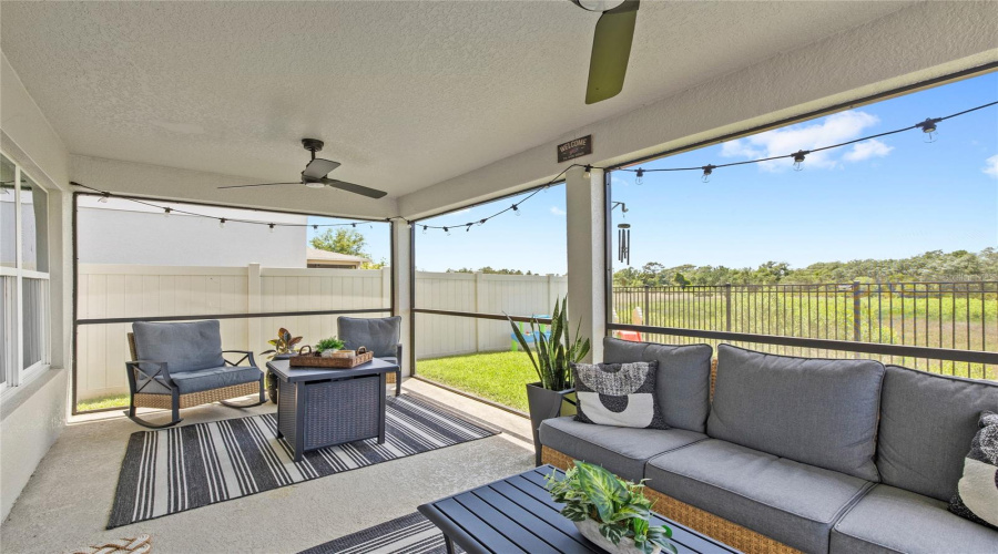DAVENPORT, Florida 33837, 4 Bedrooms Bedrooms, ,2 BathroomsBathrooms,Residential,For Sale,PRESERVE POINTE,0,MFRO6409616