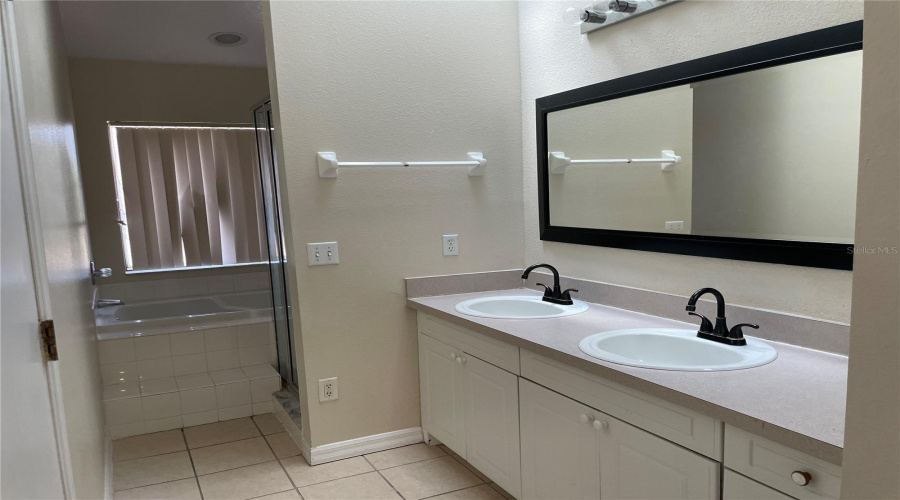 Master Jack & Jill Sinks