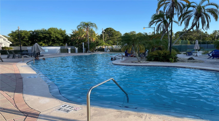 Huge Pool