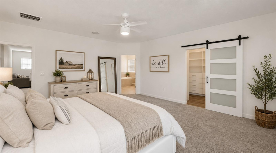 DAVENPORT, Florida 33837, 5 Bedrooms Bedrooms, ,3 BathroomsBathrooms,Residential,For Sale,WANDSWORTH,0,MFRS5150517