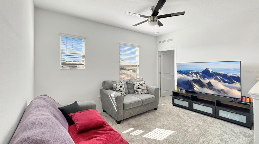 DAVENPORT, Florida 33837, 5 Bedrooms Bedrooms, ,3 BathroomsBathrooms,Residential,For Sale,WANDSWORTH,0,MFRS5150517