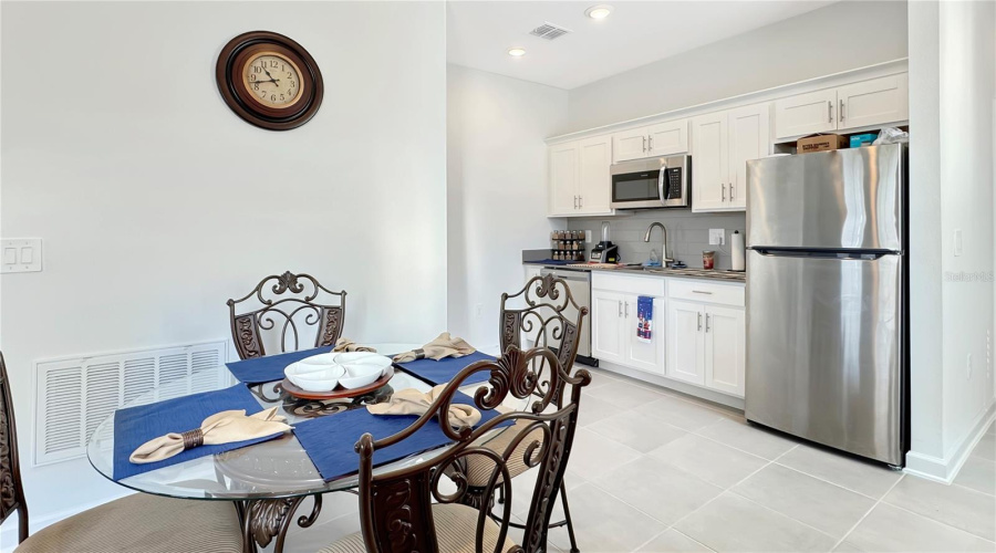 DAVENPORT, Florida 33837, 5 Bedrooms Bedrooms, ,3 BathroomsBathrooms,Residential,For Sale,WANDSWORTH,0,MFRS5150517