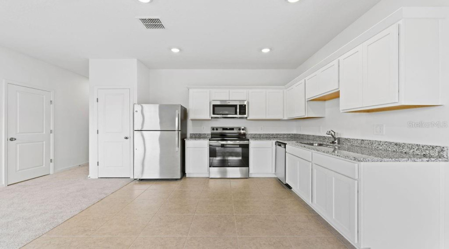 DAVENPORT, Florida 33837, 3 Bedrooms Bedrooms, ,2 BathroomsBathrooms,Residential,For Sale,SPIRE,0,MFRS5148609