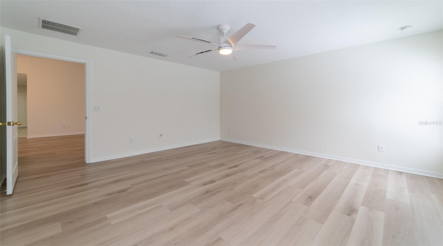 DAVENPORT, Florida 33896, 3 Bedrooms Bedrooms, ,3 BathroomsBathrooms,Residential,For Sale,HAMMOCK,0,MFRO6410333