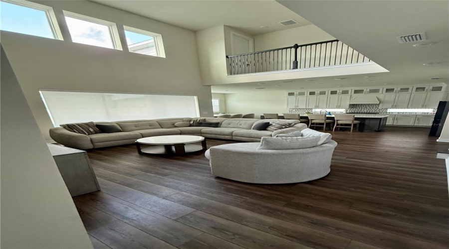 ORLANDO, Florida 32836, 5 Bedrooms Bedrooms, ,4 BathroomsBathrooms,Residential,For Sale,PARK CLIFF,0,MFRS5150293