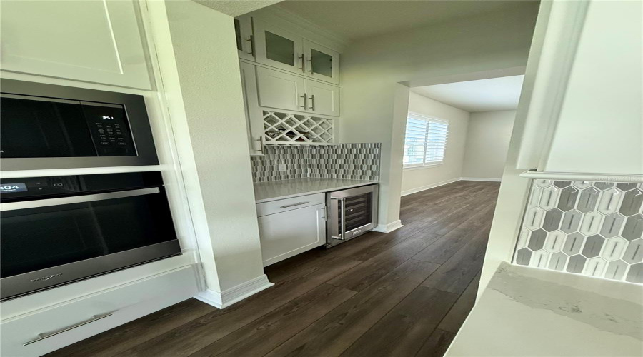 ORLANDO, Florida 32836, 5 Bedrooms Bedrooms, ,4 BathroomsBathrooms,Residential,For Sale,PARK CLIFF,0,MFRS5150293