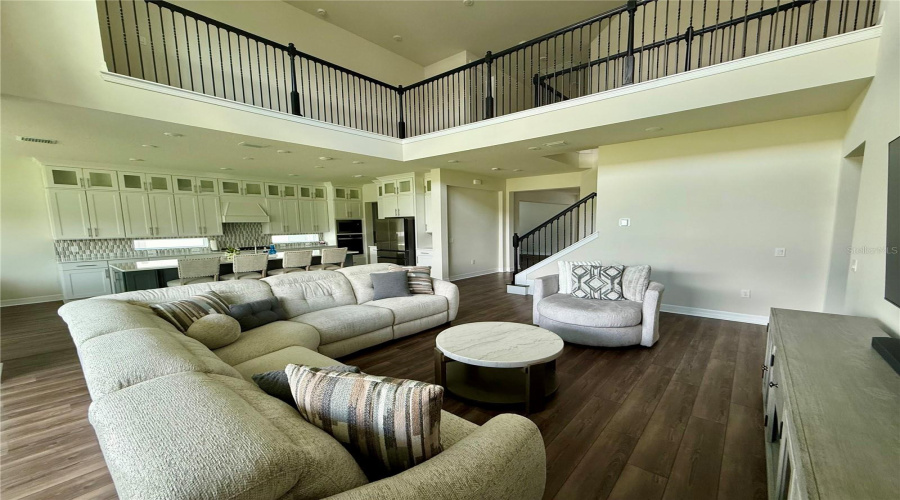 ORLANDO, Florida 32836, 5 Bedrooms Bedrooms, ,4 BathroomsBathrooms,Residential,For Sale,PARK CLIFF,0,MFRS5150293