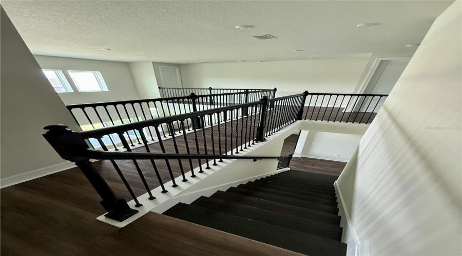 ORLANDO, Florida 32836, 5 Bedrooms Bedrooms, ,4 BathroomsBathrooms,Residential,For Sale,PARK CLIFF,0,MFRS5150293