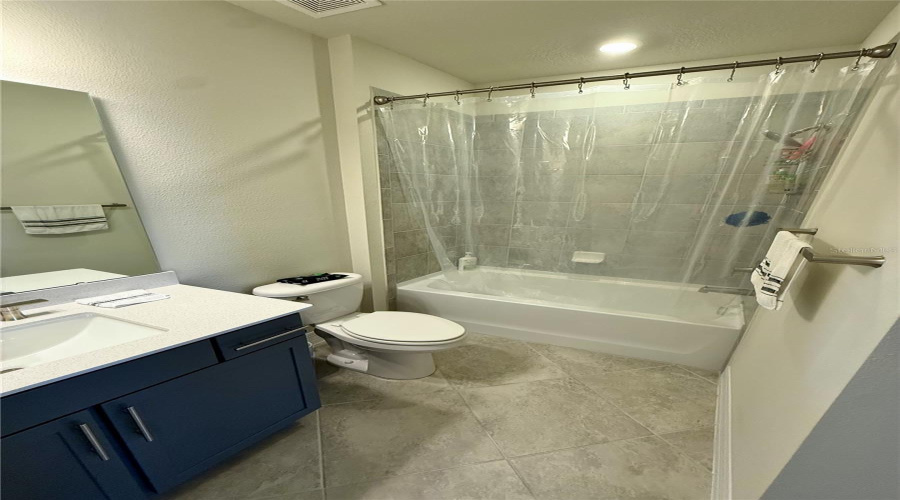 ORLANDO, Florida 32836, 5 Bedrooms Bedrooms, ,4 BathroomsBathrooms,Residential,For Sale,PARK CLIFF,0,MFRS5150293