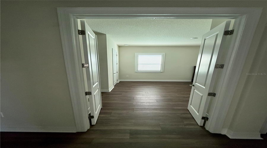 ORLANDO, Florida 32836, 5 Bedrooms Bedrooms, ,4 BathroomsBathrooms,Residential,For Sale,PARK CLIFF,0,MFRS5150293