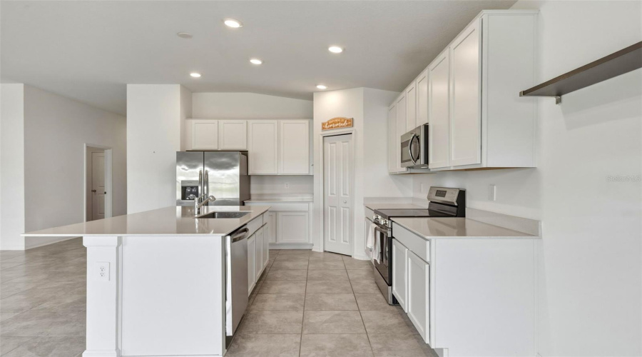 KISSIMMEE, Florida 34746, 4 Bedrooms Bedrooms, ,2 BathroomsBathrooms,Residential,For Sale,WORCHESTER,0,MFRS5150515