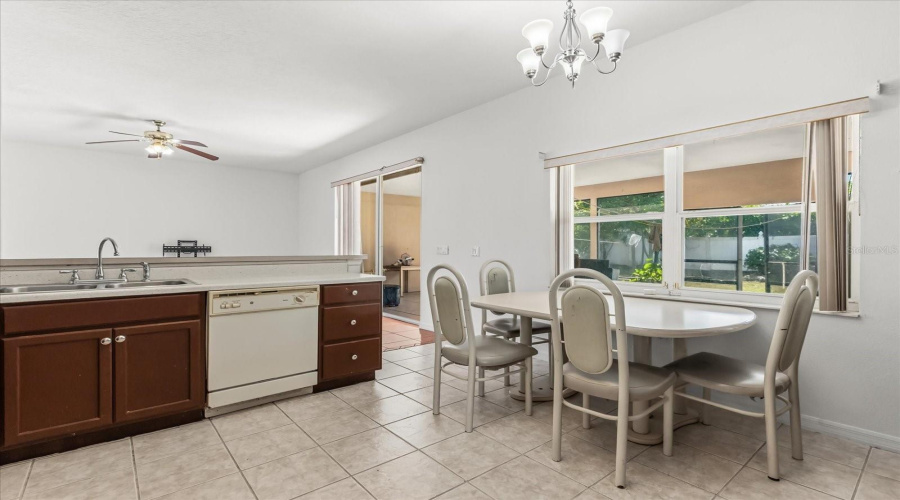 kitchen/dining