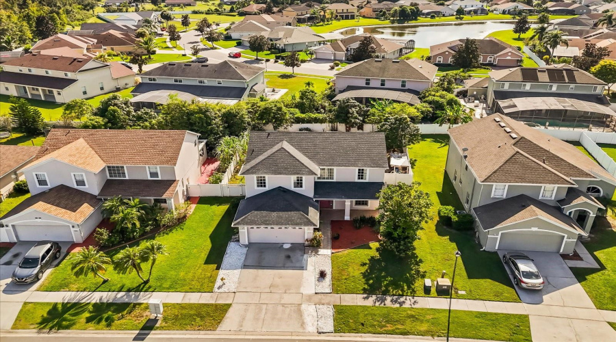 Front aerial view of house