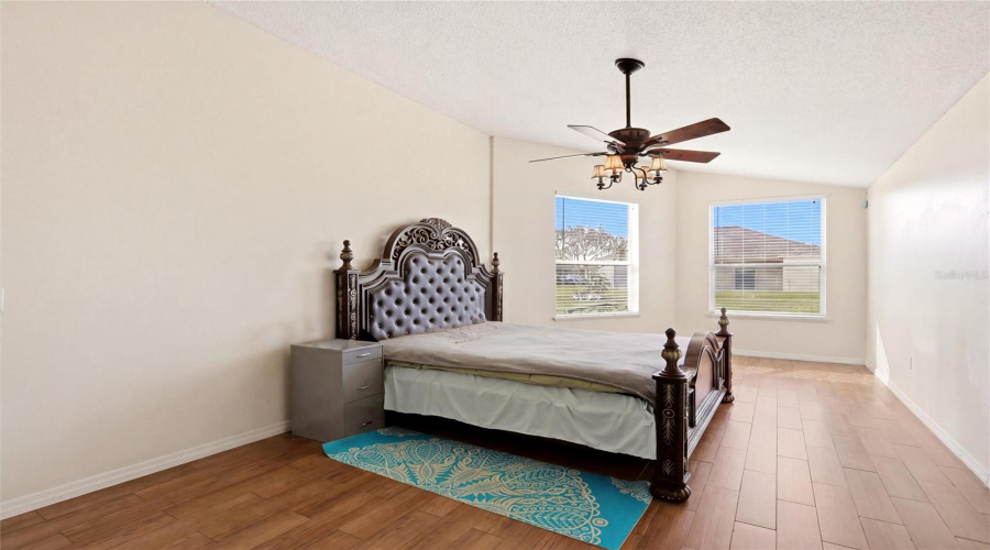 KISSIMMEE, Florida 34746, 4 Bedrooms Bedrooms, ,2 BathroomsBathrooms,Residential,For Sale,BEAU CHENE,0,MFRO6410541
