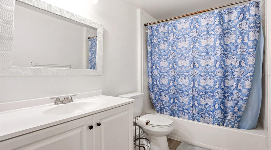 KISSIMMEE, Florida 34746, 4 Bedrooms Bedrooms, ,2 BathroomsBathrooms,Residential,For Sale,BEAU CHENE,0,MFRO6410541
