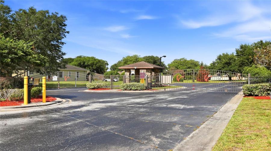 KISSIMMEE, Florida 34746, 4 Bedrooms Bedrooms, ,2 BathroomsBathrooms,Residential,For Sale,BEAU CHENE,0,MFRO6410541