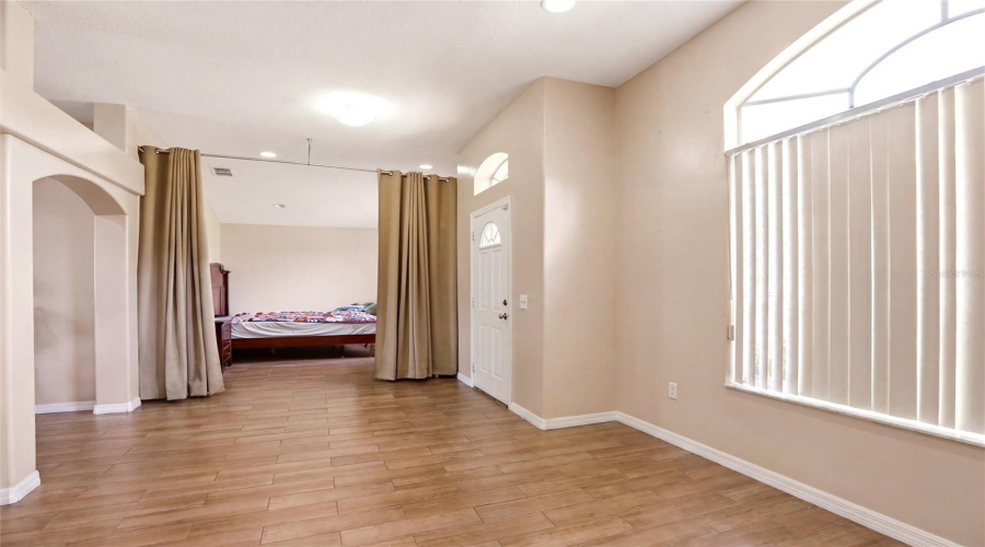 KISSIMMEE, Florida 34746, 4 Bedrooms Bedrooms, ,2 BathroomsBathrooms,Residential,For Sale,BEAU CHENE,0,MFRO6410541
