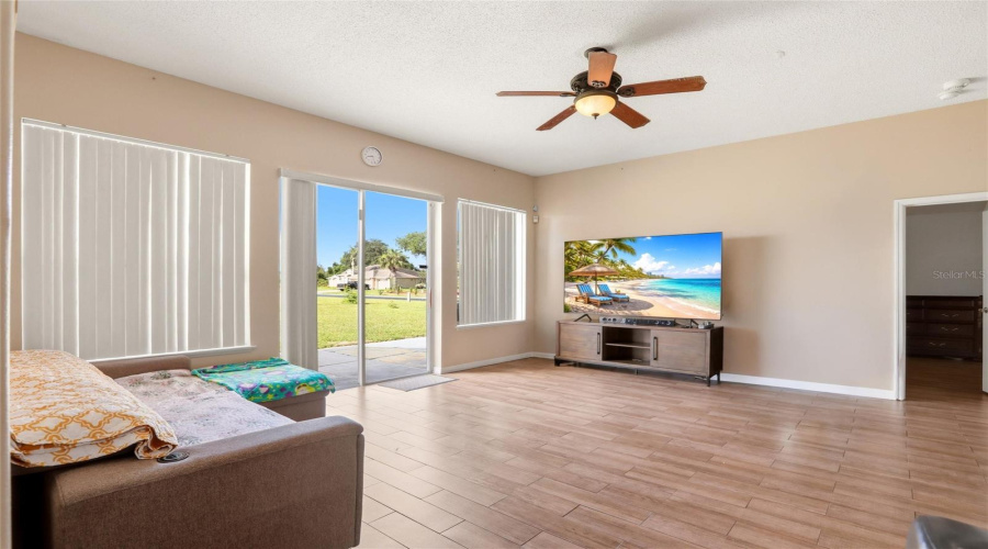 KISSIMMEE, Florida 34746, 4 Bedrooms Bedrooms, ,2 BathroomsBathrooms,Residential,For Sale,BEAU CHENE,0,MFRO6410541