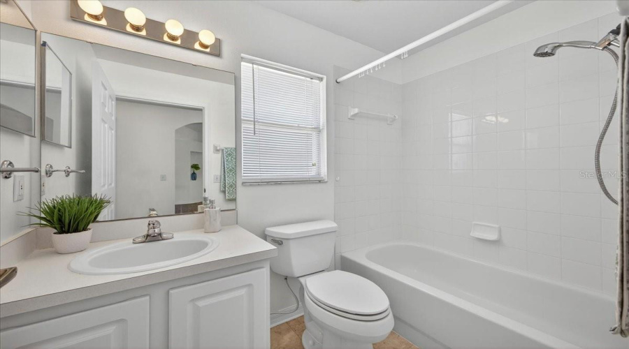 DAVENPORT, Florida 33896, 3 Bedrooms Bedrooms, ,2 BathroomsBathrooms,Residential,For Sale,KNIGHTSBRIDGE,0,MFRTB8511909