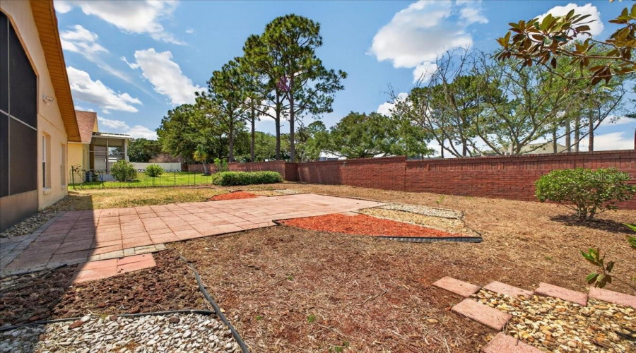 DAVENPORT, Florida 33896, 3 Bedrooms Bedrooms, ,2 BathroomsBathrooms,Residential,For Sale,KNIGHTSBRIDGE,0,MFRTB8511909