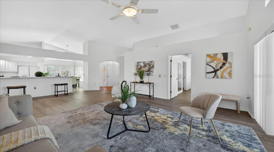 DAVENPORT, Florida 33896, 3 Bedrooms Bedrooms, ,2 BathroomsBathrooms,Residential,For Sale,KNIGHTSBRIDGE,0,MFRTB8511909