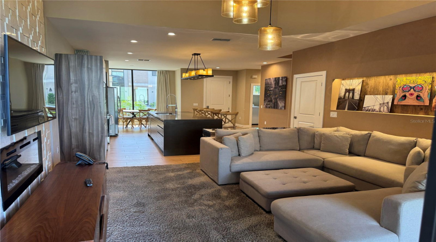 KISSIMMEE, Florida 34747, 4 Bedrooms Bedrooms, ,4 BathroomsBathrooms,Residential,For Sale,ROCKEFELLER,0,MFRA4693987