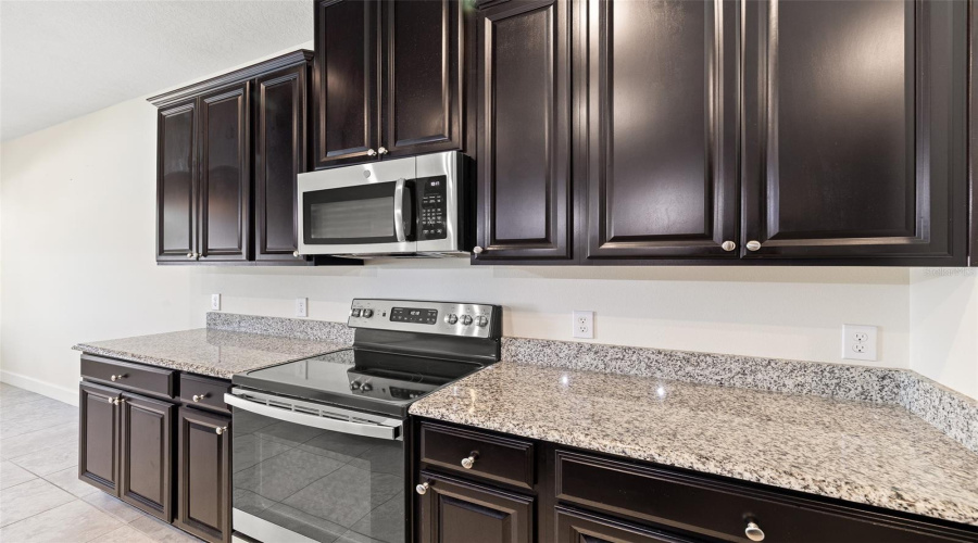 KISSIMMEE, Florida 34746, 4 Bedrooms Bedrooms, ,4 BathroomsBathrooms,Residential,For Sale,REDFIN,0,MFRS5150540