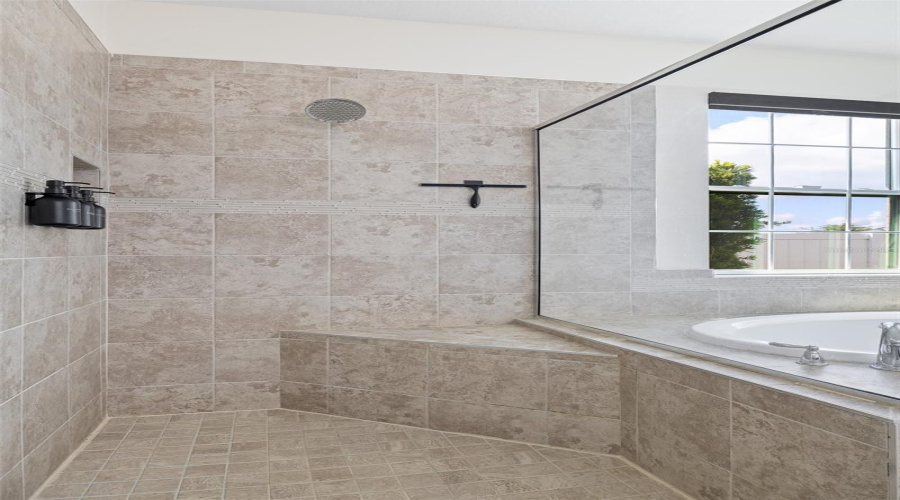 KISSIMMEE, Florida 34746, 4 Bedrooms Bedrooms, ,4 BathroomsBathrooms,Residential,For Sale,REDFIN,0,MFRS5150540