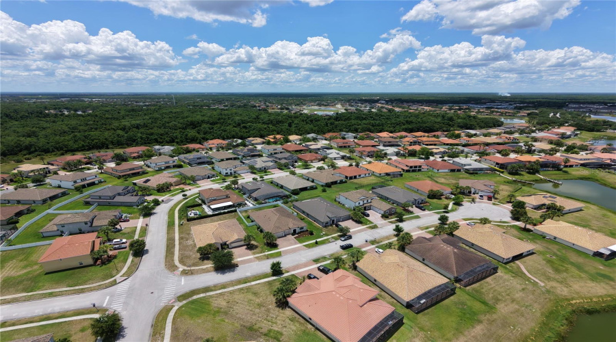 KISSIMMEE, Florida 34746, 4 Bedrooms Bedrooms, ,4 BathroomsBathrooms,Residential,For Sale,REDFIN,0,MFRS5150540