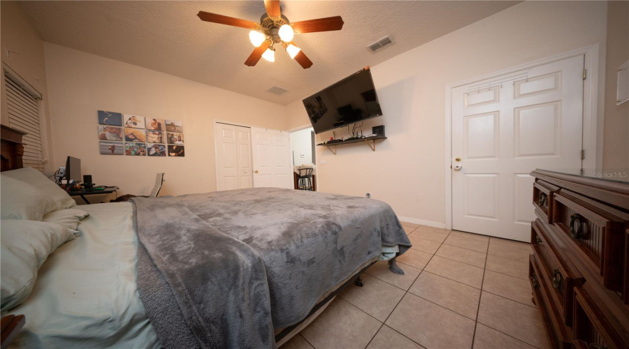KISSIMMEE, Florida 34747, 6 Bedrooms Bedrooms, ,5 BathroomsBathrooms,Residential,For Sale,ACADIA ESTATES,0,MFRS5150553