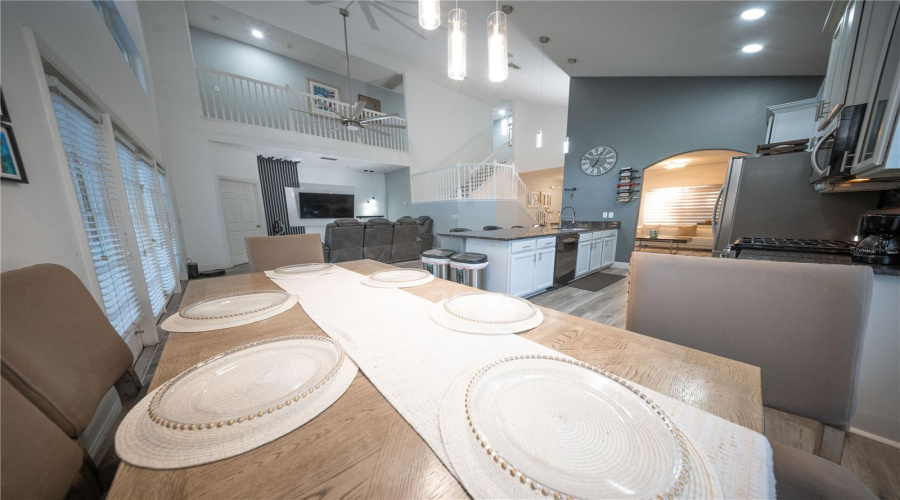 KISSIMMEE, Florida 34747, 6 Bedrooms Bedrooms, ,5 BathroomsBathrooms,Residential,For Sale,ACADIA ESTATES,0,MFRS5150553