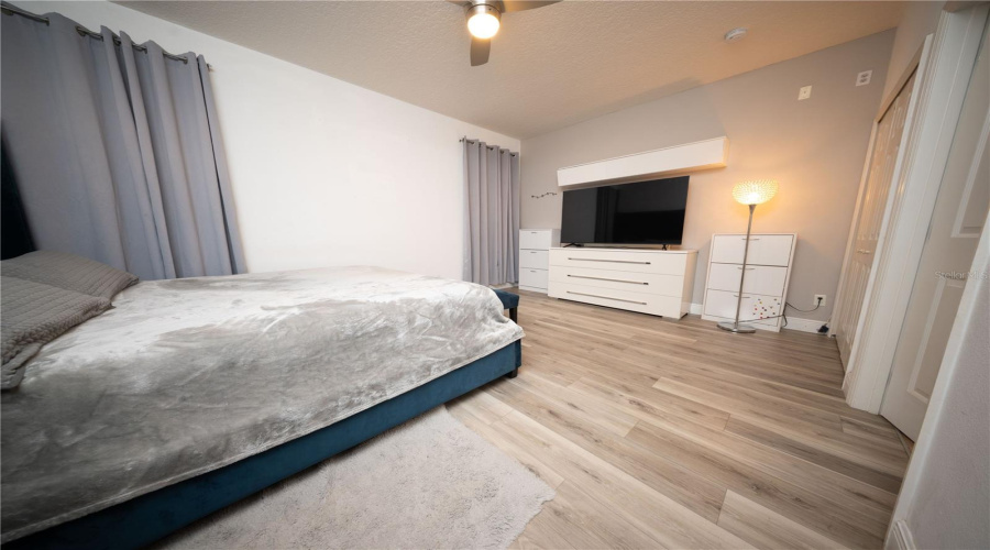 KISSIMMEE, Florida 34747, 6 Bedrooms Bedrooms, ,5 BathroomsBathrooms,Residential,For Sale,ACADIA ESTATES,0,MFRS5150553