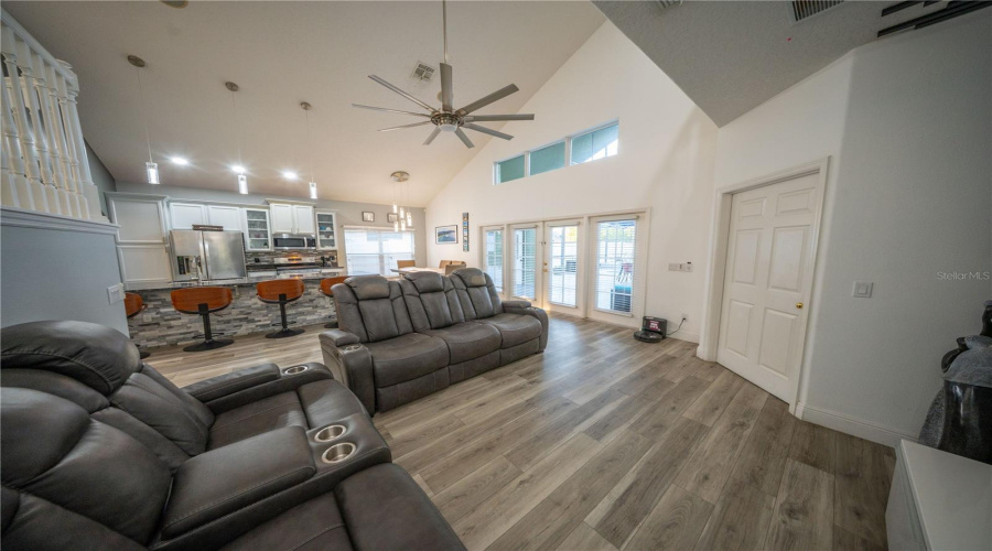 KISSIMMEE, Florida 34747, 6 Bedrooms Bedrooms, ,5 BathroomsBathrooms,Residential,For Sale,ACADIA ESTATES,0,MFRS5150553