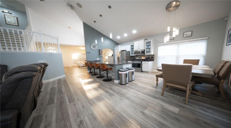 KISSIMMEE, Florida 34747, 6 Bedrooms Bedrooms, ,5 BathroomsBathrooms,Residential,For Sale,ACADIA ESTATES,0,MFRS5150553
