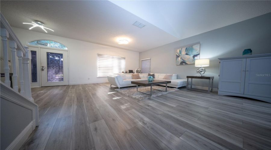 KISSIMMEE, Florida 34747, 6 Bedrooms Bedrooms, ,5 BathroomsBathrooms,Residential,For Sale,ACADIA ESTATES,0,MFRS5150553