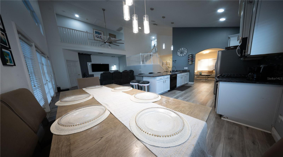 KISSIMMEE, Florida 34747, 6 Bedrooms Bedrooms, ,5 BathroomsBathrooms,Residential,For Sale,ACADIA ESTATES,0,MFRS5150553